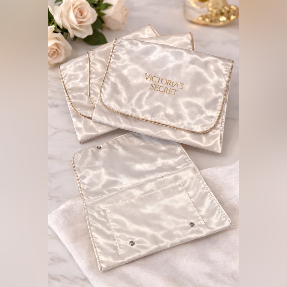 VICTORIAS SECRET VINTAGE 80’s LINGERIE SATIN BAGS SET OF 3 - NWOT